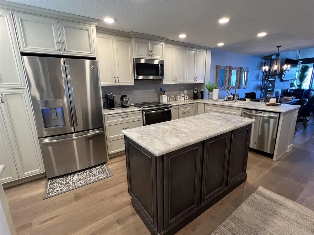 7100 SUNSET WAY #PH5 St Pete Beach, FL 33706