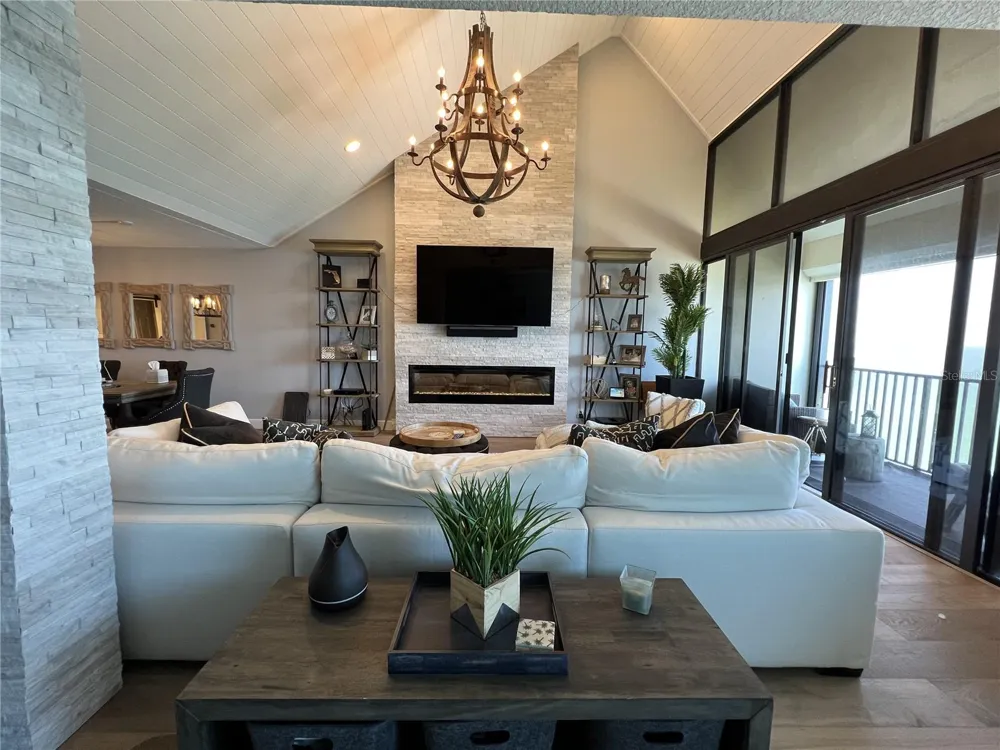 7100 SUNSET WAY #PH5 St Pete Beach, FL 33706