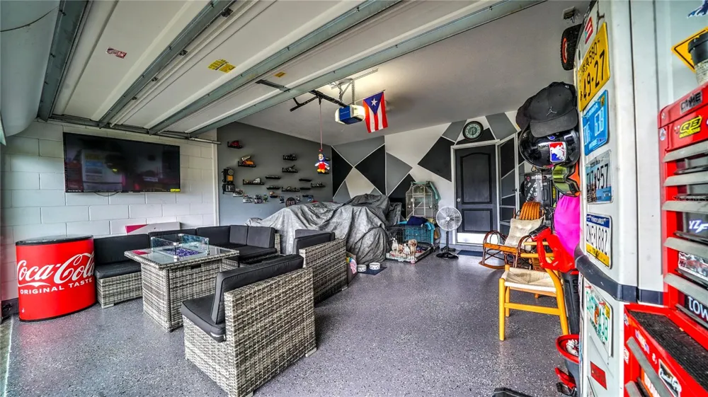 2015 BARSTOW LANE Dundee, FL 33838