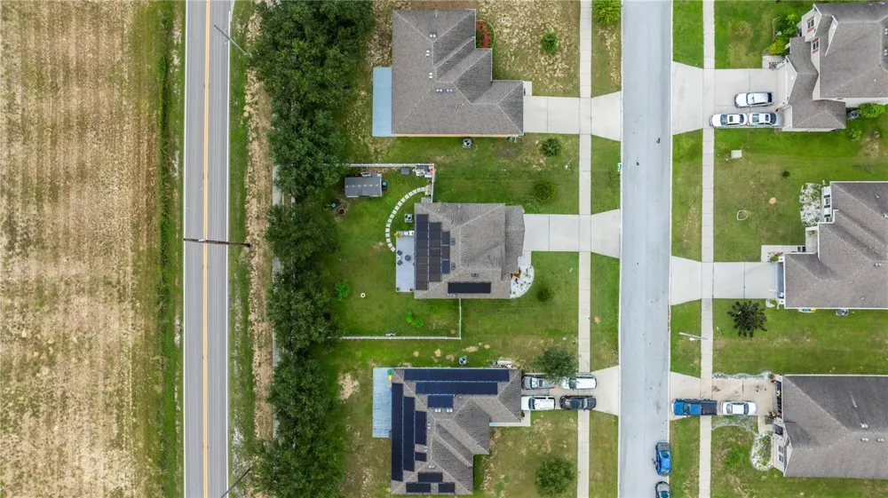 2015 BARSTOW LANE Dundee, FL 33838