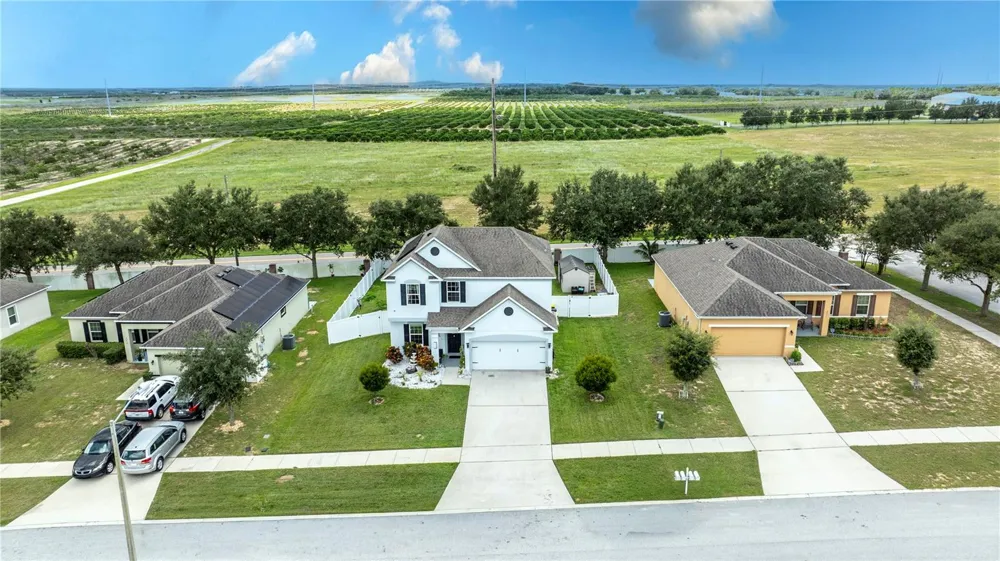 2015 BARSTOW LANE Dundee, FL 33838