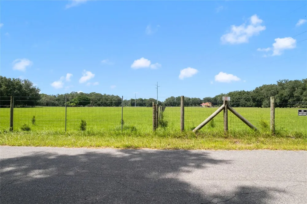 CR 552 Bushnell, FL 33513