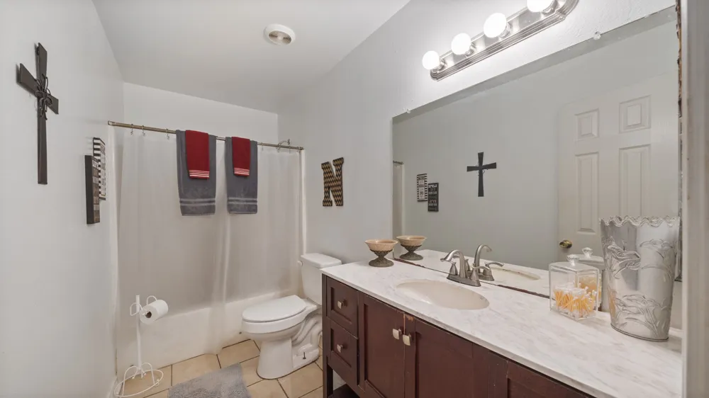 19531 COUNTY ROAD 4056 Kemp, TX 75143