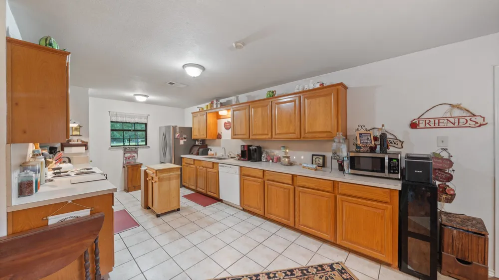 19531 COUNTY ROAD 4056 Kemp, TX 75143