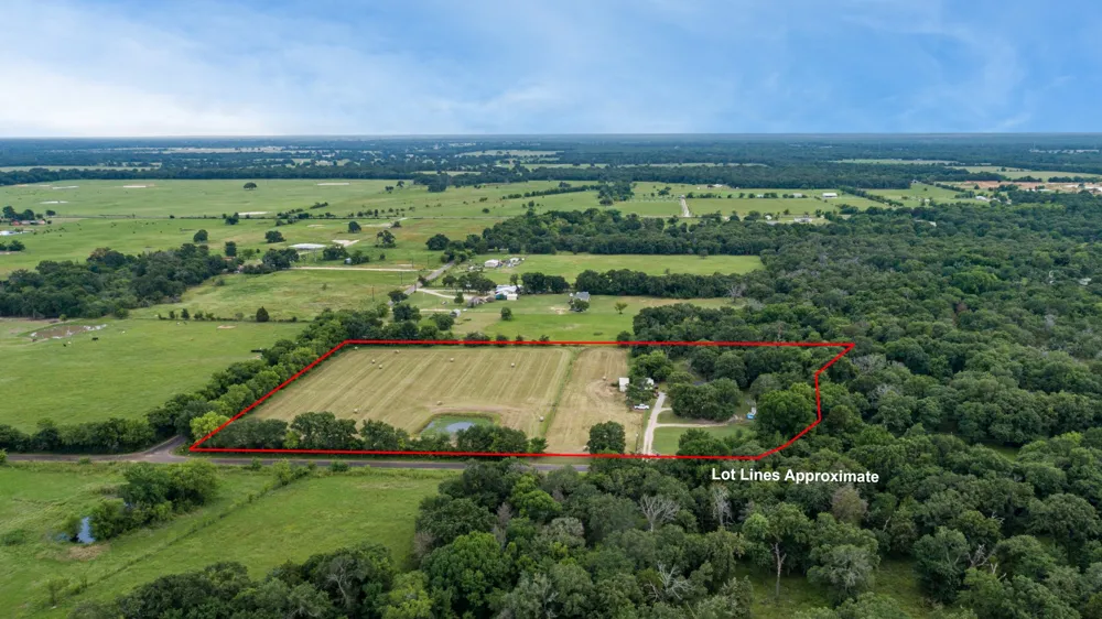 19531 COUNTY ROAD 4056 Kemp, TX 75143