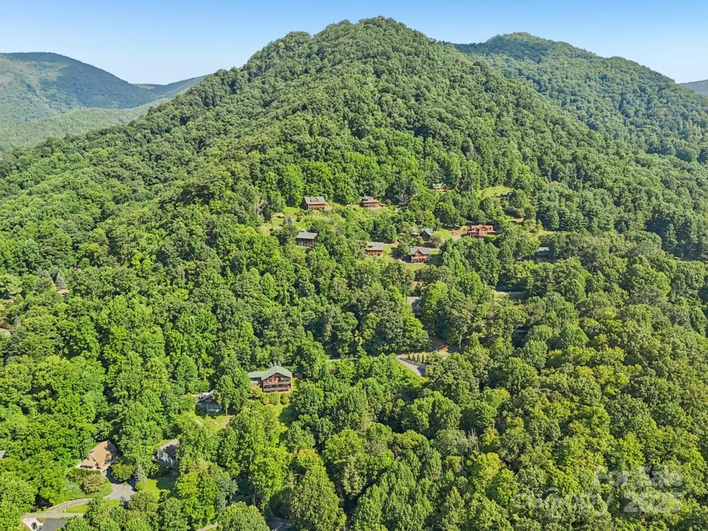 50 Slim Ridge Maggie Valley, NC 28751
