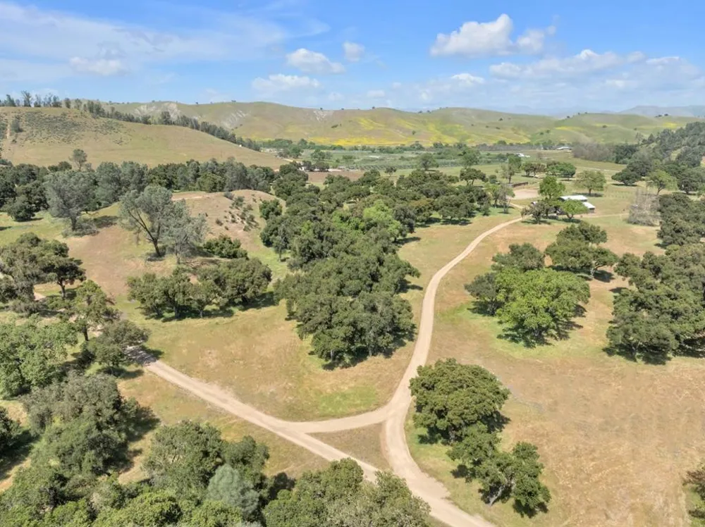 770 Limekiln Road Hollister, CA 95023