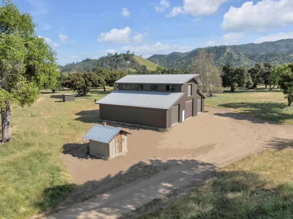 770 Limekiln Road Hollister, CA 95023