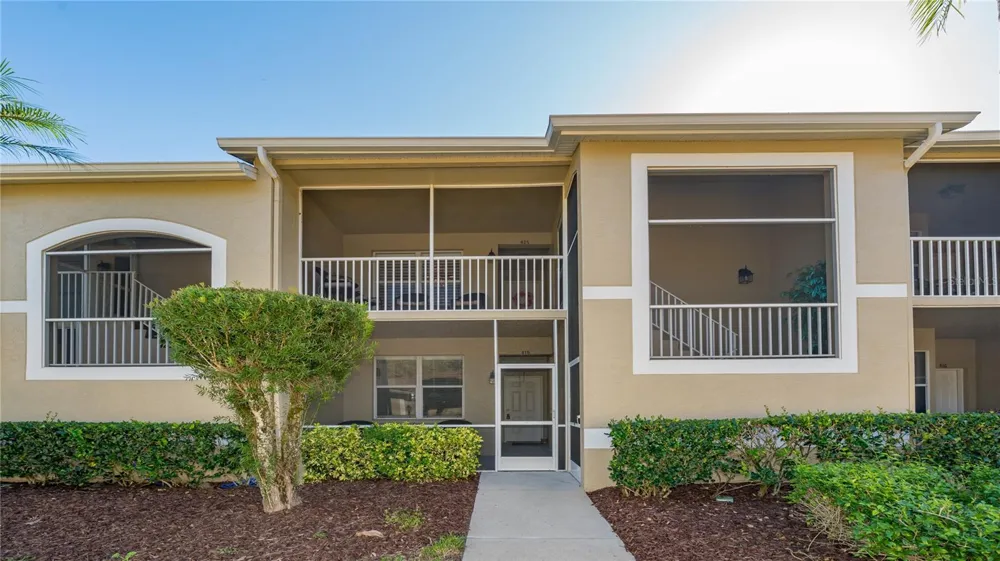 5241 MAHOGANY RUN AVENUE #425 Sarasota, FL 34241