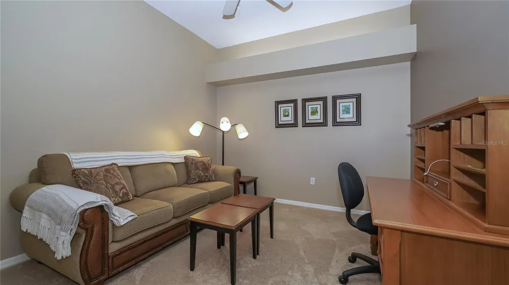 5241 MAHOGANY RUN AVENUE #425 Sarasota, FL 34241