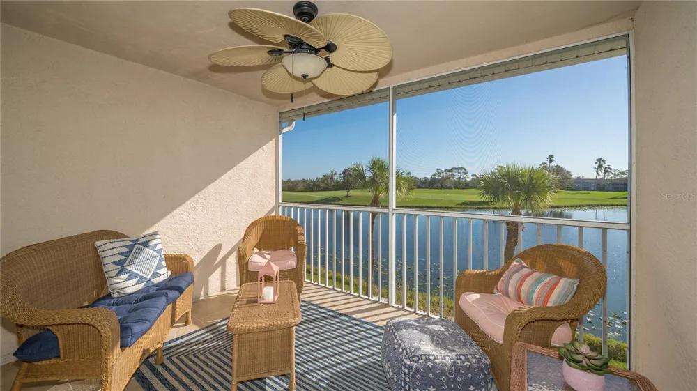 5241 MAHOGANY RUN AVENUE #425 Sarasota, FL 34241