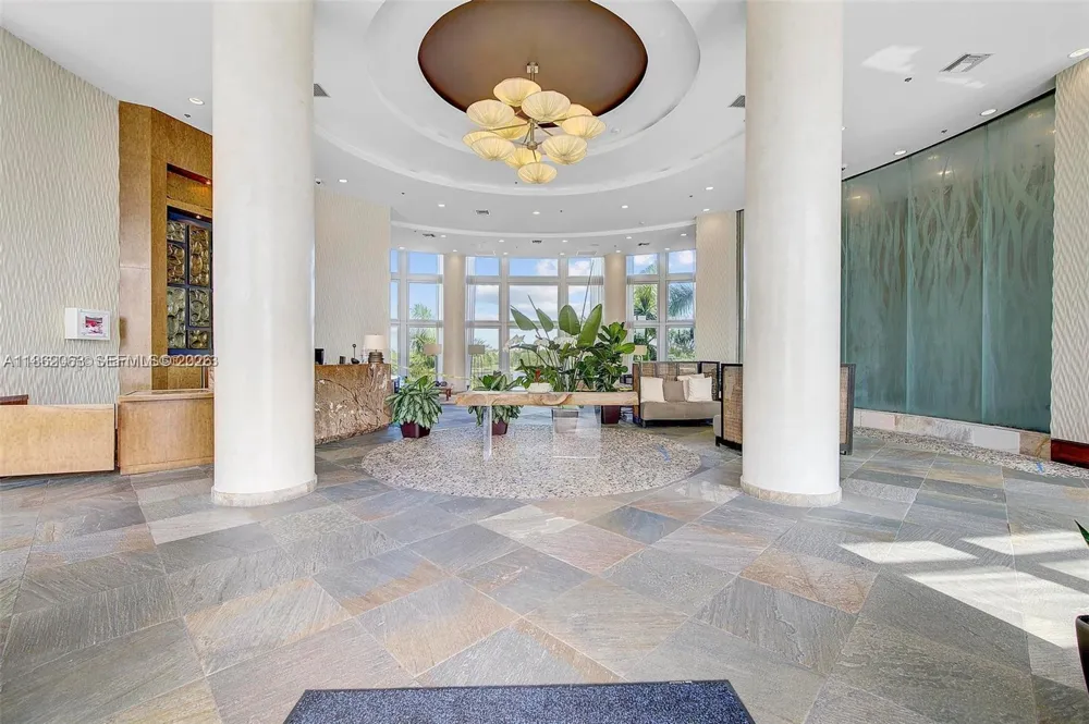 2681 Flamingo Rd #1201S Sunrise, FL 33323