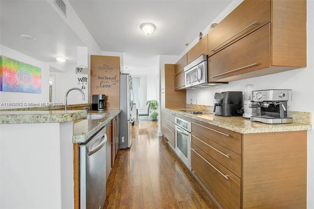 2681 Flamingo Rd #1201S Sunrise, FL 33323