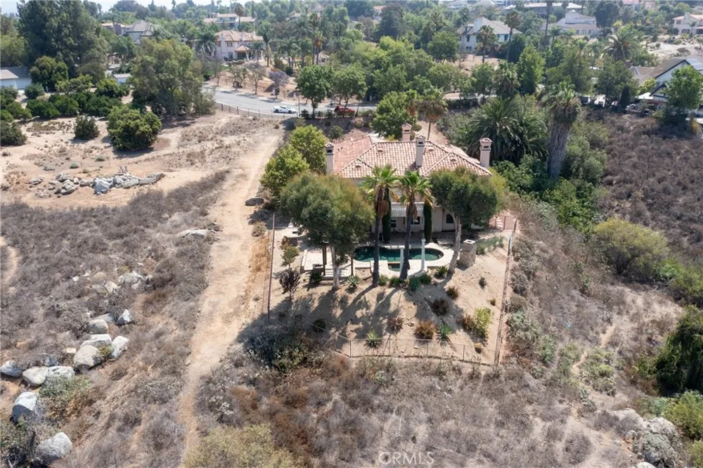 7007 Golden Vale Drive Riverside, CA 92506