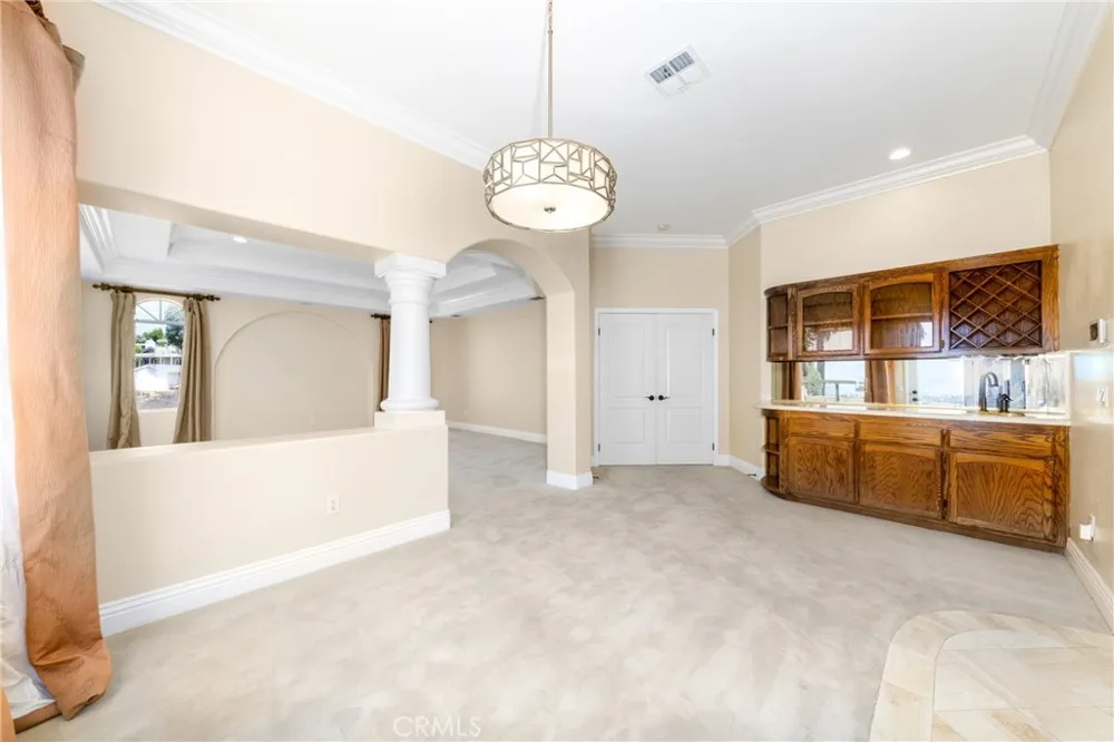 7007 Golden Vale Drive Riverside, CA 92506