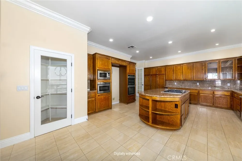 7007 Golden Vale Drive Riverside, CA 92506