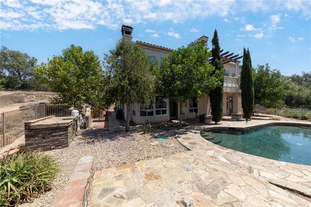 7007 Golden Vale Drive Riverside, CA 92506