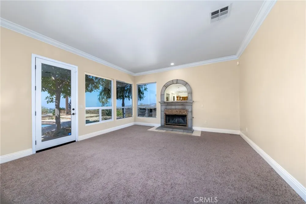 7007 Golden Vale Drive Riverside, CA 92506