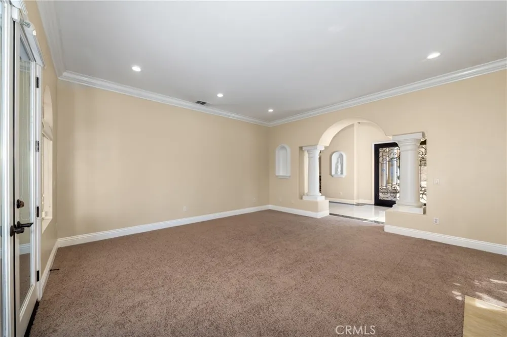 7007 Golden Vale Drive Riverside, CA 92506