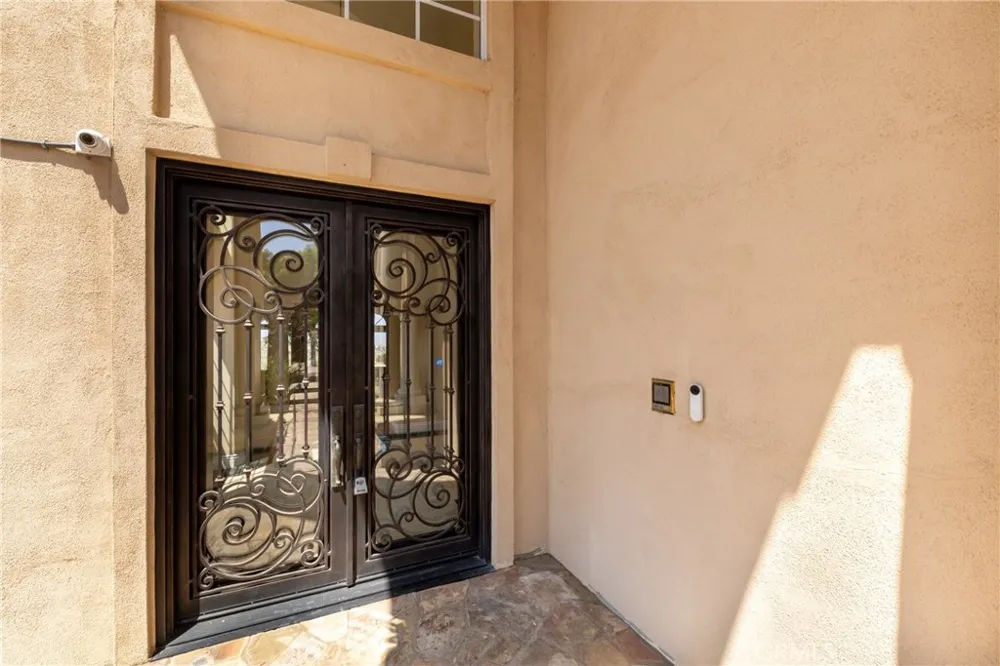 7007 Golden Vale Drive Riverside, CA 92506