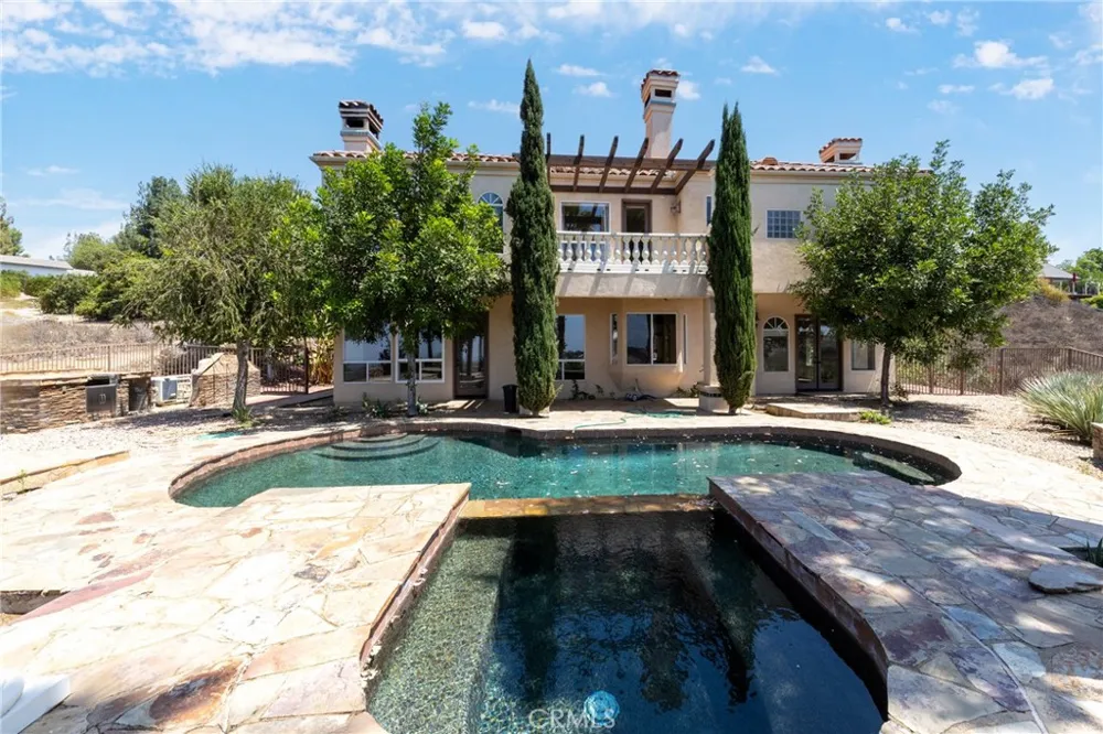7007 Golden Vale Drive Riverside, CA 92506