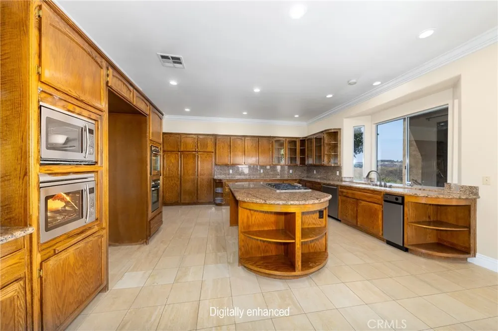 7007 Golden Vale Drive Riverside, CA 92506