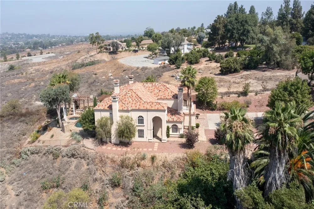 7007 Golden Vale Drive Riverside, CA 92506