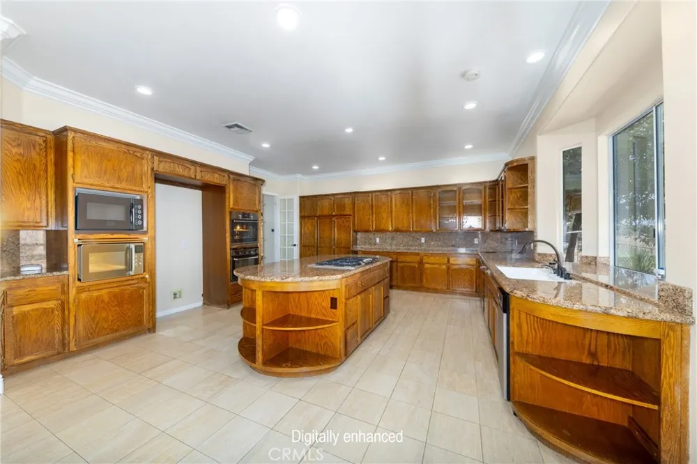 7007 Golden Vale Drive Riverside, CA 92506