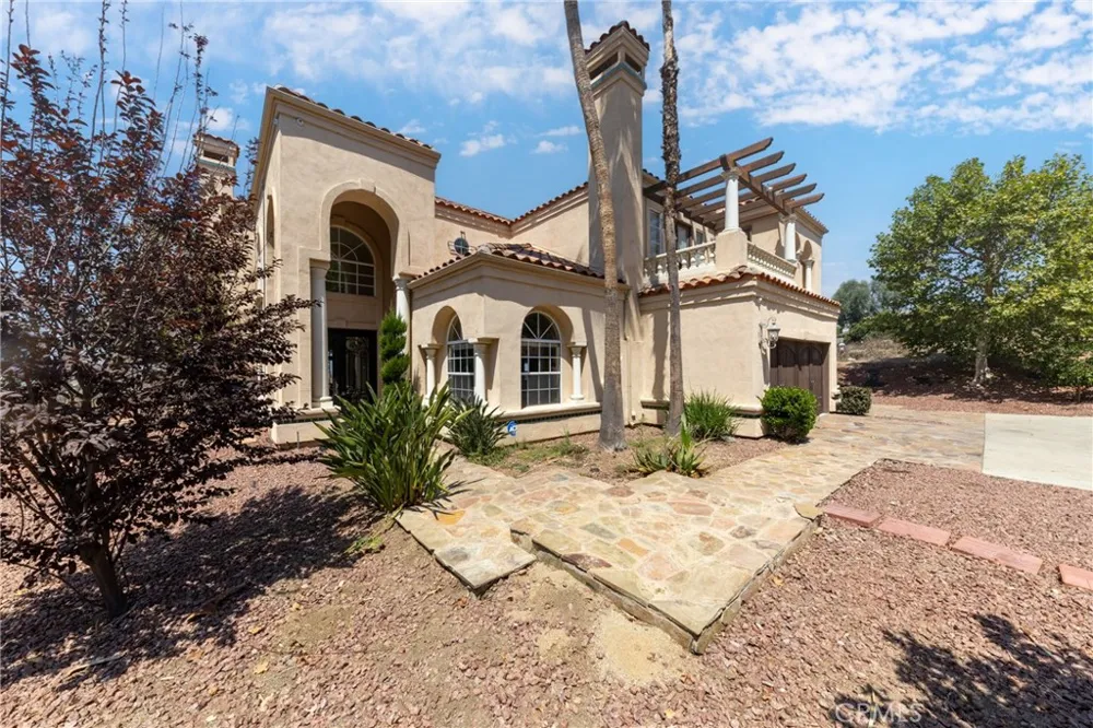 7007 Golden Vale Drive Riverside, CA 92506