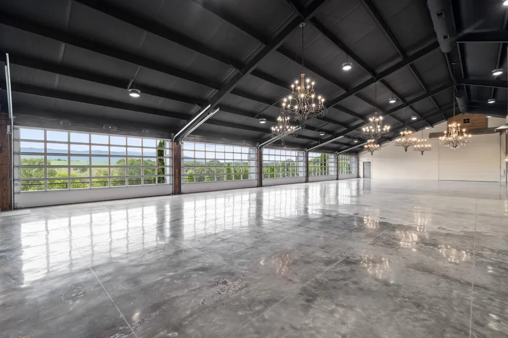 1020 Thomas Road Benton, TN 37307