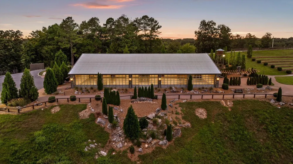 1020 Thomas Road Benton, TN 37307