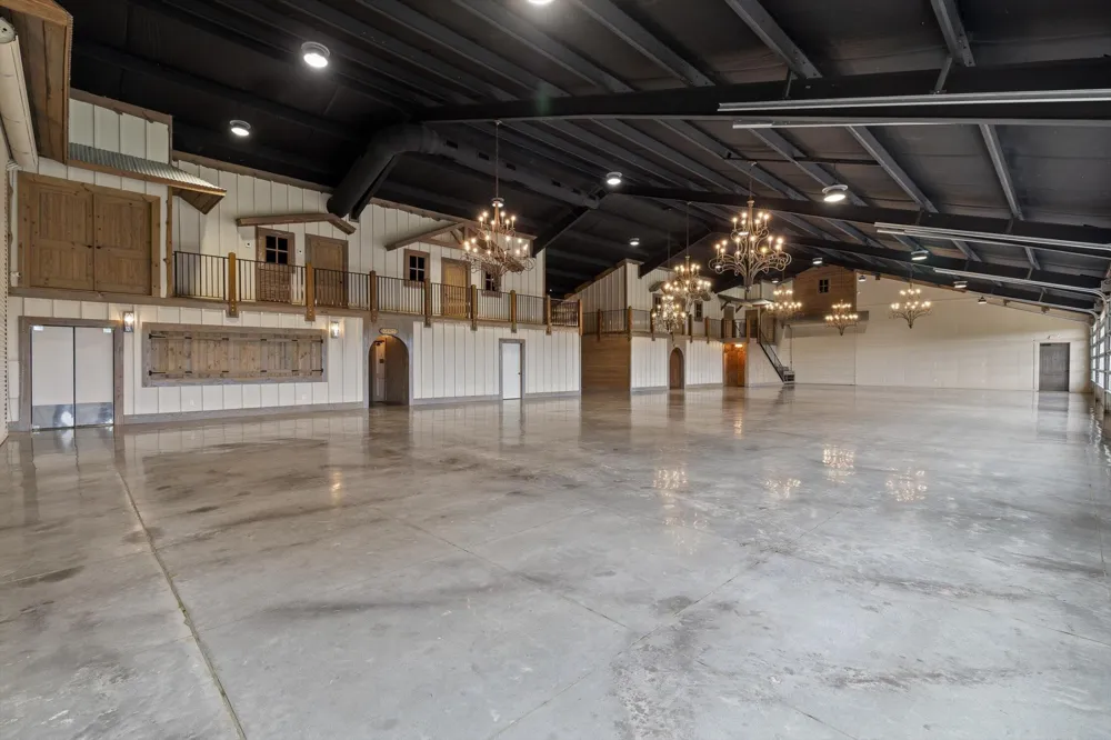 1020 Thomas Road Benton, TN 37307