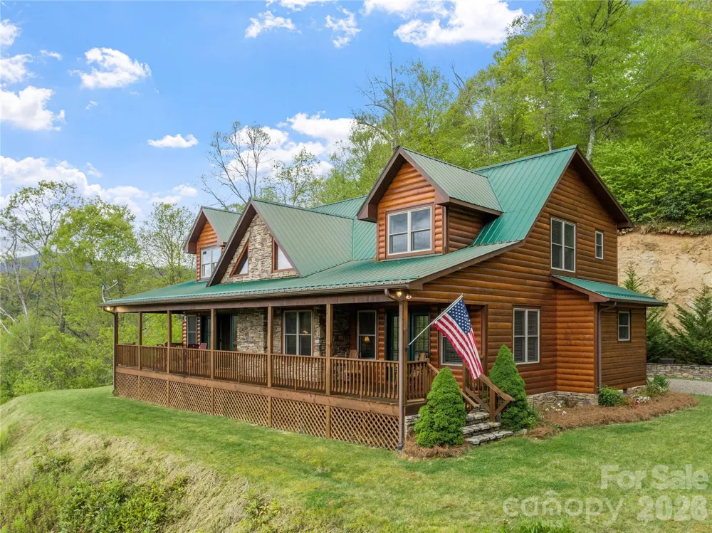 370 Appaloosa Trail Burnsville, NC 28714