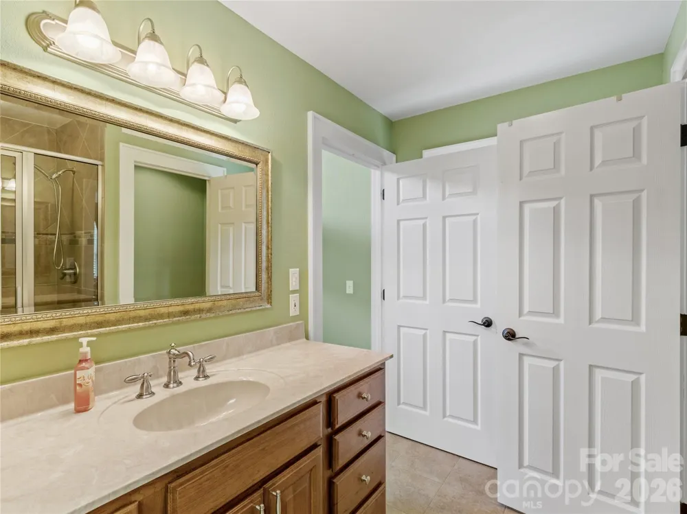 370 Appaloosa Trail Burnsville, NC 28714