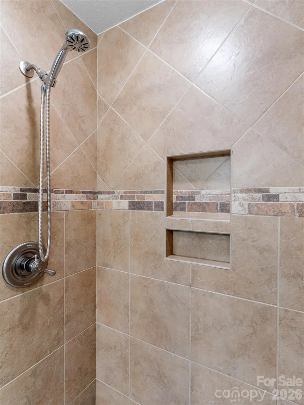 370 Appaloosa Trail Burnsville, NC 28714
