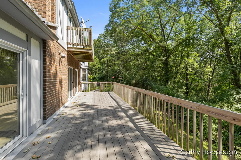 735 Prairie Creek Road Ionia, MI 48846
