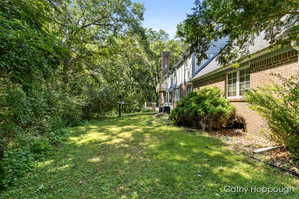735 Prairie Creek Road Ionia, MI 48846
