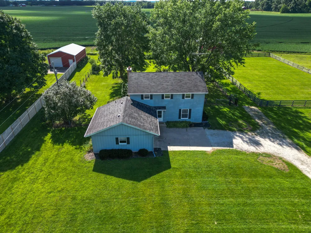 67234 Blue School Rd Road Constantine, MI 49042