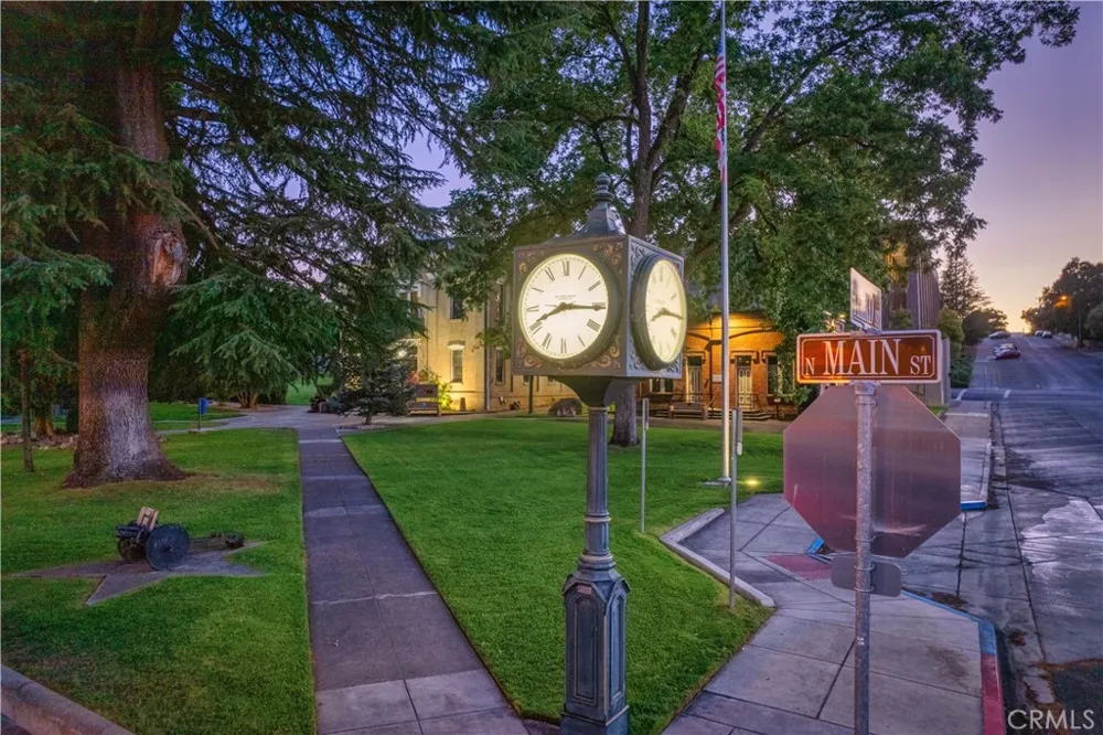 302 Main Street Lakeport, CA 95453