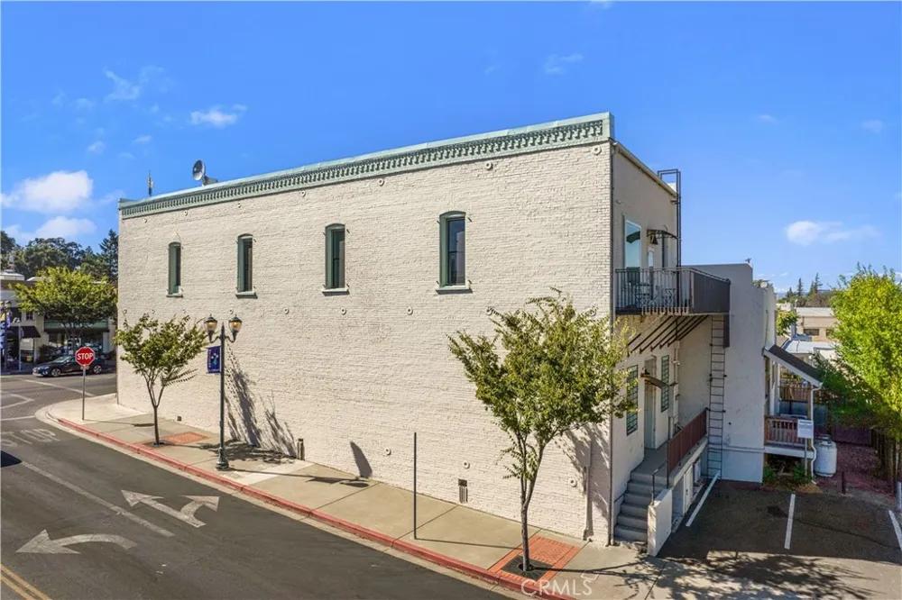 302 Main Street Lakeport, CA 95453