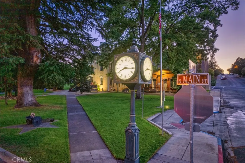 302 Main Street Lakeport, CA 95453