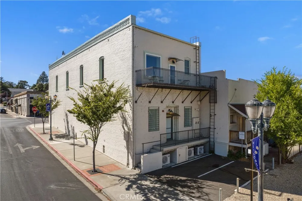 302 Main Street Lakeport, CA 95453