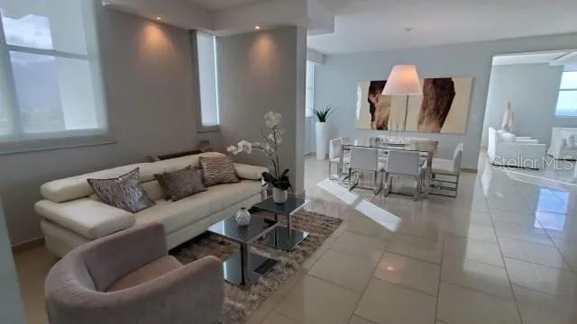 177 PR-2 #PH-3 Guaynabo, PR 00966