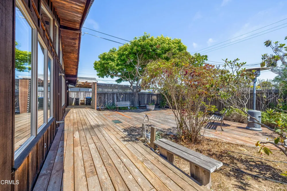 215 S Sanderson Way Fort Bragg, CA 95437