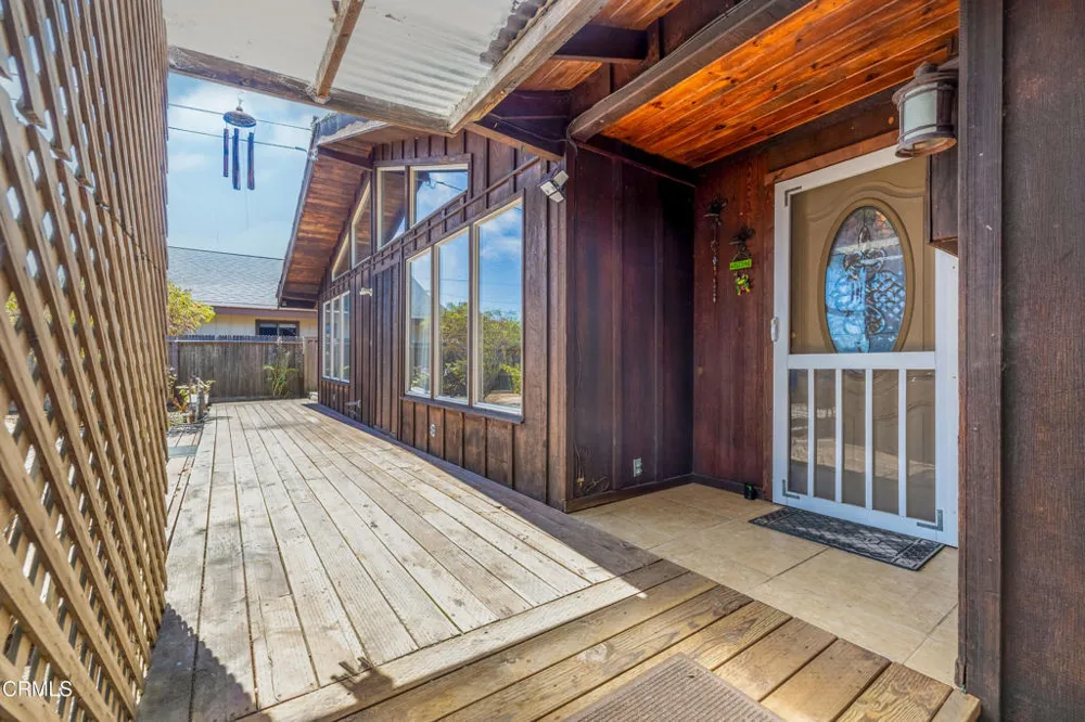 215 S Sanderson Way Fort Bragg, CA 95437