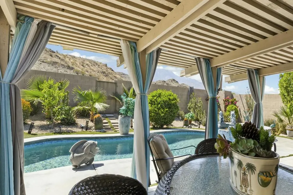 37369 Bankside Drive Cathedral City, CA 92234