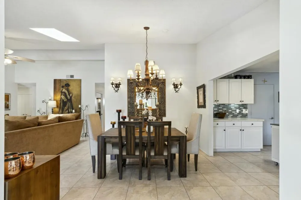37369 Bankside Drive Cathedral City, CA 92234