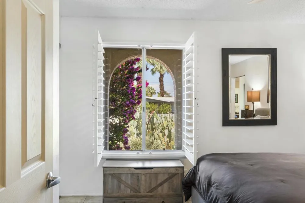 37369 Bankside Drive Cathedral City, CA 92234