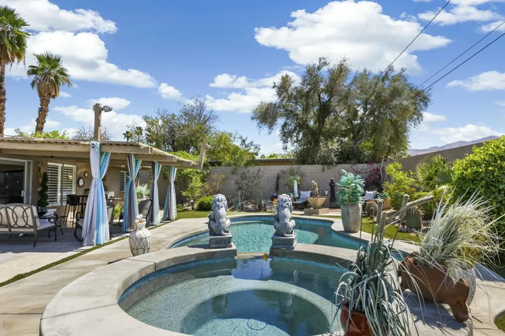 37369 Bankside Drive Cathedral City, CA 92234