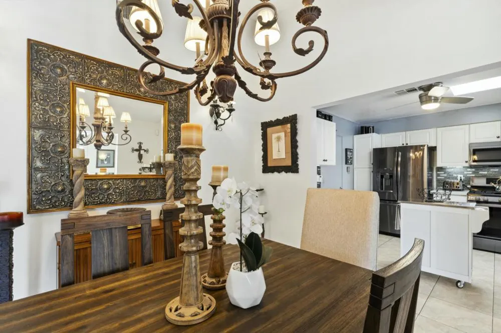 37369 Bankside Drive Cathedral City, CA 92234